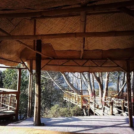 Bunjungle Adventures Hotel Катманду Екстериор снимка